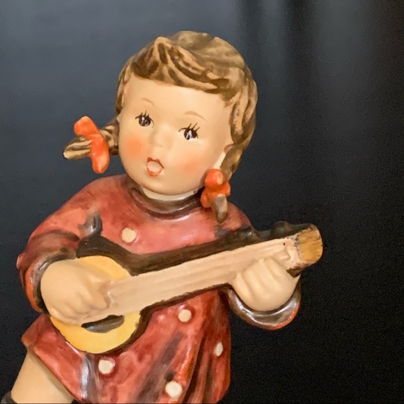 Happiness - Hummel Figurine #86 TMK6 - Picture 2 of 8